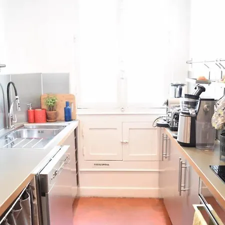 Διαμέρισμα Design In Batignolles *